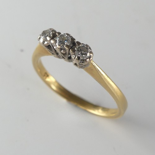 240 - A three stone diamond Ring, total diamond weight approx. 0.25ct, all mounted in 18ct yellow and whit... 