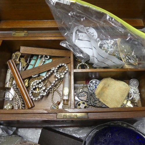 301 - A quantity of vintage Costume Jewellery, Silver Plate etc., including tea seat, a leather cased over... 