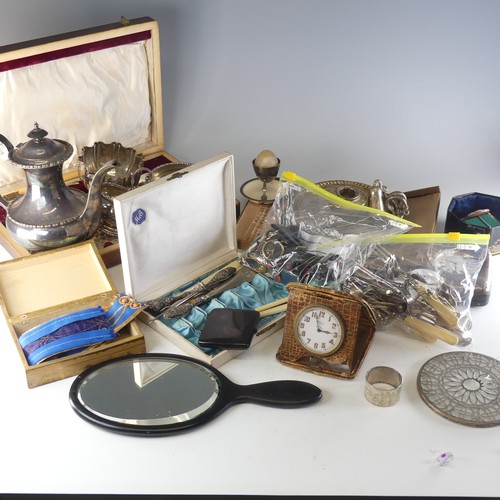 301 - A quantity of vintage Costume Jewellery, Silver Plate etc., including tea seat, a leather cased over... 