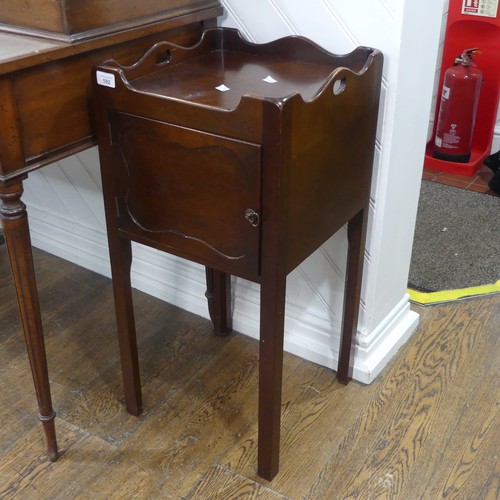 592 - A pair of George III style mahogany bedside Tables/pot Cupboards, square moulded and pierced tray to... 