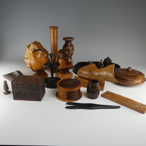 652 - A quantity of 20th century Treen, including ; a root carving in the form of an owl, a bubinga? Vase,... 