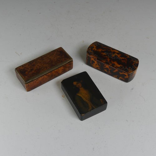 653 - A 19th century tortoiseshell snuff Box, with metal inlay, W 10 cm, together with a 19th century burr... 