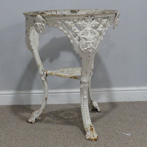 597 - A Victorian style cast iron and painted pub Table, lacking top, W 57.5 cm x H 71.5 cm x D 57.5 cm.... 