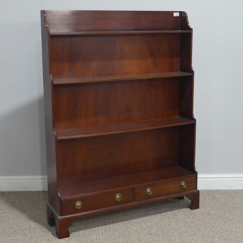 594 - A reproduction Regency style mahogany waterfall open Bookcase, with reeded edges, W 92 cm x H 122.5 ... 