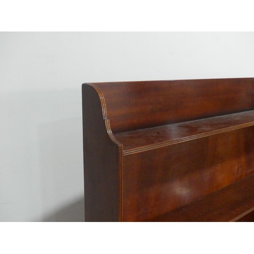 594 - A reproduction Regency style mahogany waterfall open Bookcase, with reeded edges, W 92 cm x H 122.5 ... 