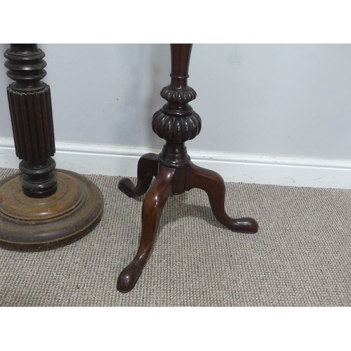 731 - A Victorian mahogany Plant Stand, raised on a reeded column, H 134 cm, together with a carved Victor... 