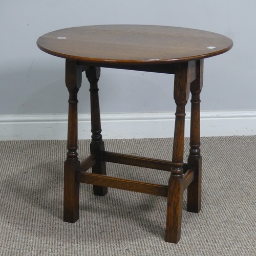 532 - A Brights of Nettlebed oak nest of three Tables, W 56 cm x H 50.5 cm x D 38.5 cm, together with anot... 