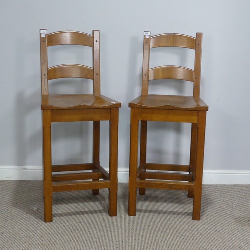 518 - A pair of contemporary oak high Stools, W 47 cm x H 113 cm x D 44 cm(2)