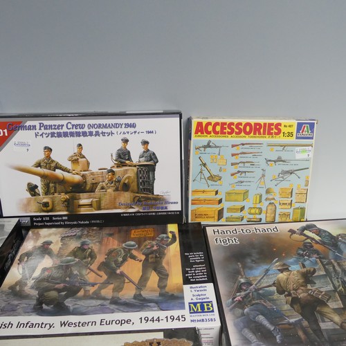 299 - Twenty-two various 1:35 Scale Plastic Military Model Kits, including Border BT-005 Pz.Kpfw.IV Ausf.H... 