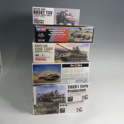 299 - Twenty-two various 1:35 Scale Plastic Military Model Kits, including Border BT-005 Pz.Kpfw.IV Ausf.H... 