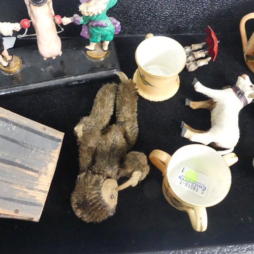 224 - A mixed lot of small Collectors' Items, including a vintage Schuco miniature monkey, small continent... 