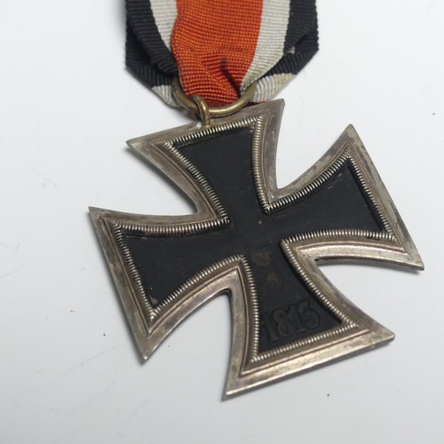 201 - A WW2 Third Reich German 'Cross of Honor of the German Mother' Medal, First Class (Gold Cross - 8 or... 