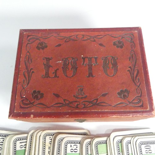 208 - A late 19th century French game of Lotto, in case lacking board, W 21 cm x H 12 cm x D 15 cm.... 