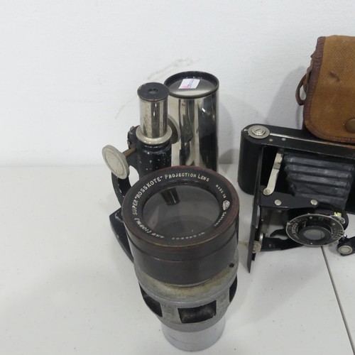 218 - A Koldak Junior six-20 folding Camera, together with a Kalee projection lens seris K f/9, Ikon Kinos... 