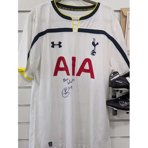 225 - English Football; Tottenham Hotspur; A replica short sleeved Shirt, signed by Paul Gascoigne, with C... 