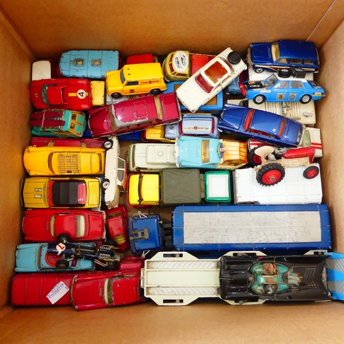 337 - A good quantity of unboxed, play-worn diecast model vehicles, mainly Corgi Toys, but including some ... 