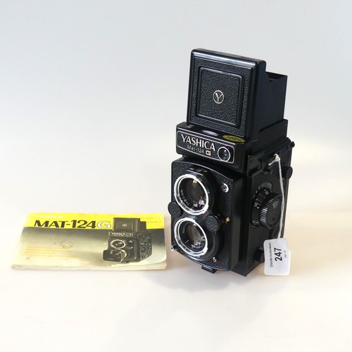 247 - Yashica Mat-124G Twin Lens Reflex Camera, with CdS exposure meter, black, serial no.116428, with Yas... 