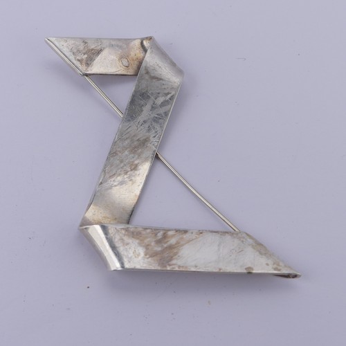 239 - Hans Hansen for Georg Jensen; a modernist silver Zig Zag Brooch, designed by Gail Spence, London imp... 