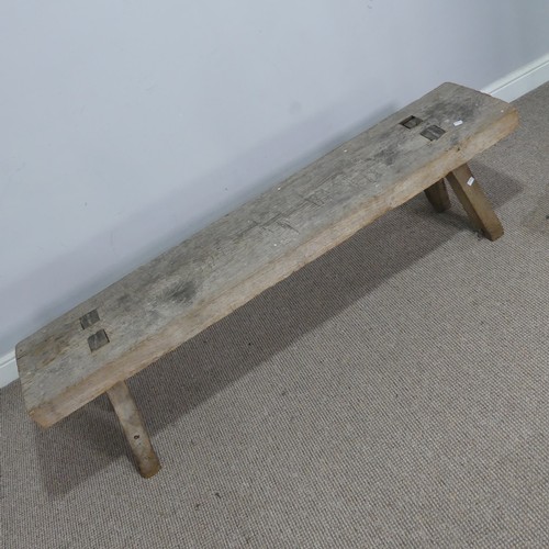 572 - An antique rustic oak Bench, of joint construction, W 158 cm x H 42 cm x D 37 cm, together with a sm... 