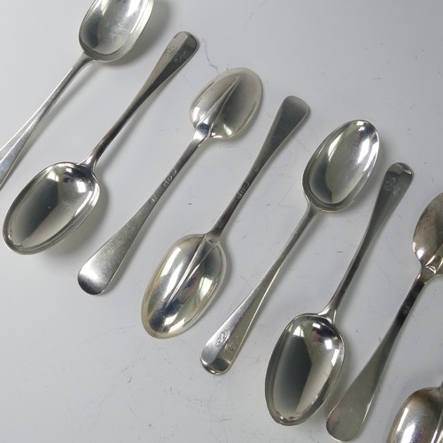 28 - A set of eleven Victorian silver Dessert Spoons, by Francis Higgins II, hallmarked London 1895,... 