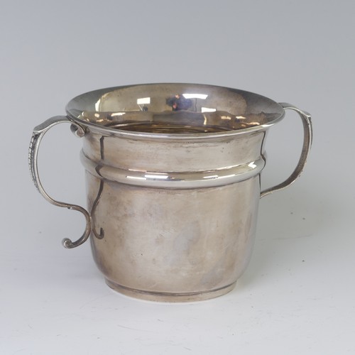 25 - A late Victorian silver Porringer, by John Edward Wilmot, hallmarked Birmingham 1900, of plain circu... 