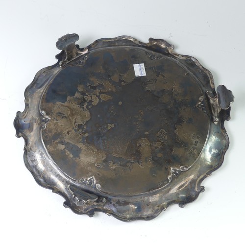 33 - A Victorian silver Salver, by Edward & John Barnard, hallmarked London 1852, of shaped circular ... 