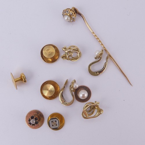 252 - A diamond and seed pearl Stick Pin, the cluster approx. 9.5mm screw fitting onto the pin, all unmark... 