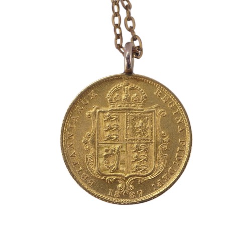 299 - A Victorian gold Half Sovereign, dated 1887, on soldered pendant mount, with gold plated trace chain... 