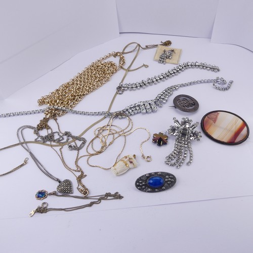 263 - A quantity of Jewellery and Costume Jewellery, including agate brooches, a silver and red enamel bro... 