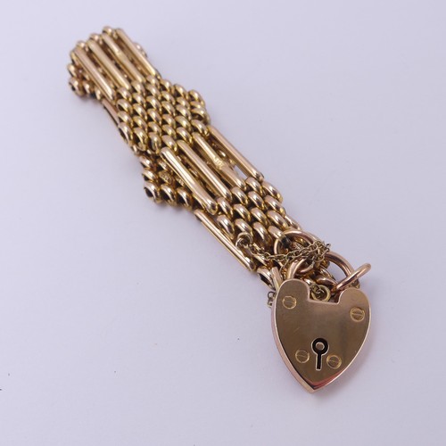 214 - A 9ct yellow gold gatelink Bracelet, with 9ct gold padlock clasp, 16cm long, 18.8g.