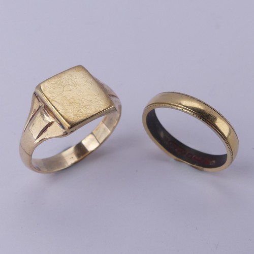 269 - An 18ct yellow gold Band, Size O, 3.8g, together with a 9ct gold signet Ring, Size U, 6.2g (2)... 