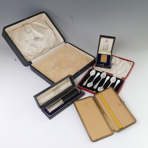 277 - A vintage 'Dunhill 70' gold plated lighter, in fitted presentation case with booklet, together with ... 