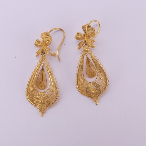 235 - A pair of Portugese gold filigree Earrings, marked '800' (approx. 19.2ct), 4cm long, 5.8g.... 