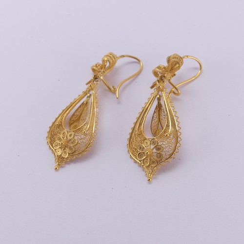 235 - A pair of Portugese gold filigree Earrings, marked '800' (approx. 19.2ct), 4cm long, 5.8g.... 