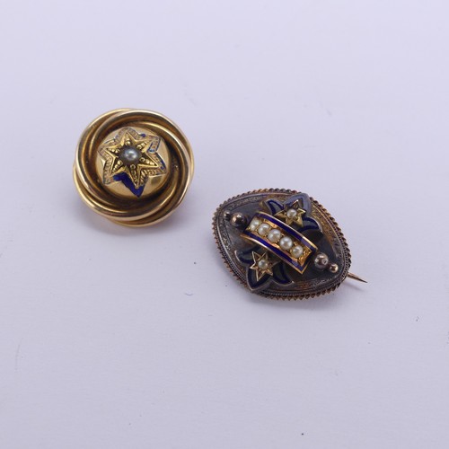 229 - A small antique circular mourning Brooch, with box and glass reverse, tested as 15ct gold, 20mm diam... 