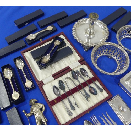 248 - A quantity of vintage Costume Jewellery and Silver Plate, including necklaces, brooches, earrings, f... 