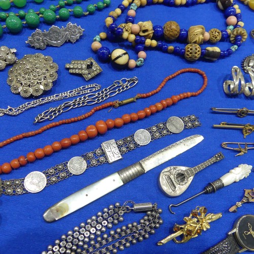 248 - A quantity of vintage Costume Jewellery and Silver Plate, including necklaces, brooches, earrings, f... 