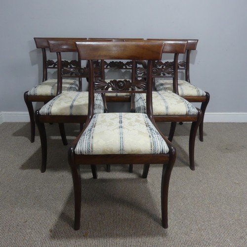 634 - A set of six 19th century mahogany bar-back dining Chairs, with one carver, W 51 cm x H 87 cm x D 55... 