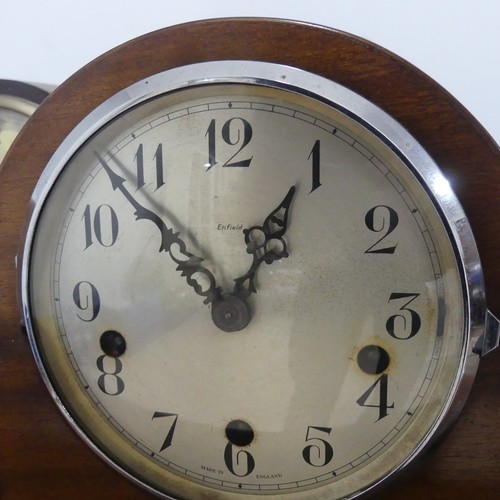 680 - A 20th century mahogany mantel Clock, by the Enfield Clock Company London, W 41 cm x H 23 cm x D 15 ... 