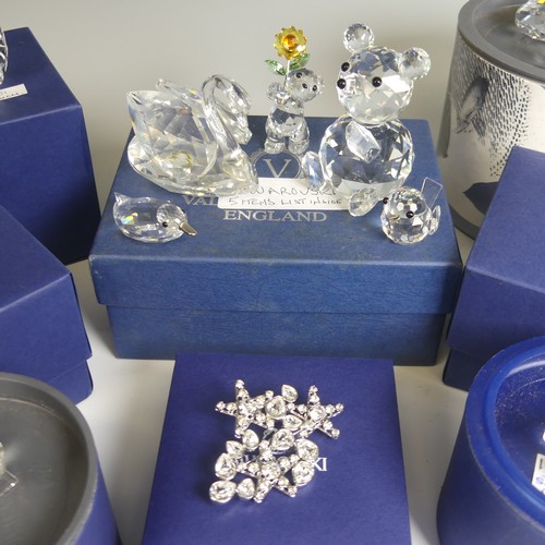 18 - A quantity of Swarovski Items, to comprise a Brooch, Pen and Crystal Egg, together with various Swar... 