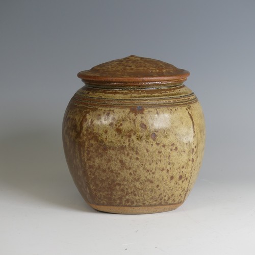 82 - Richard Batterham (1936 - 2021) a studio pottery stoneware Caddy, decorated in ash glaze, faceted fo... 