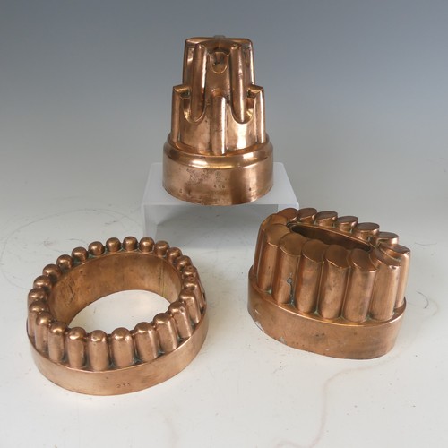 552 - A Victorian copper Jelly Mould, possibly by Benham & Froude, stamped ''466'', together with two ... 