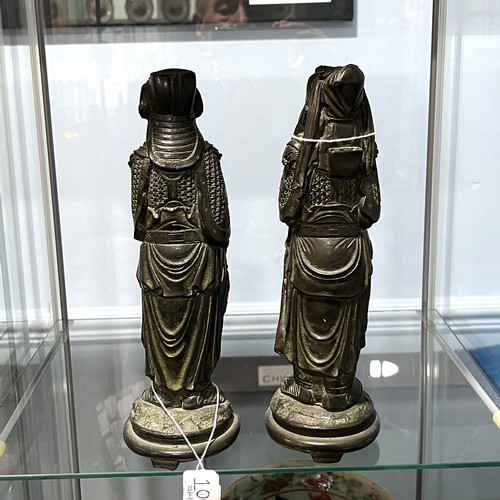 100 - Two Chinese bronzed Figures, marked to base, H 25 cm(2)