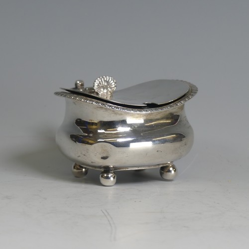 9 - A George III silver Mustard Pot, makers mark 'GH', hallmarked London 1804, rounded rectangular form ... 