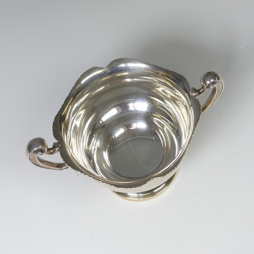 51 - A George V silver Bon Bon Dish, by Wakely & Wheeler, hallmarked Birmingham 1910, raised on pedes... 