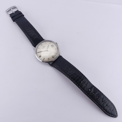 134 - A vintage Buren Automatic Slender Wristwatch,  the silvered dial with date aperture at 3o'clock, wit... 