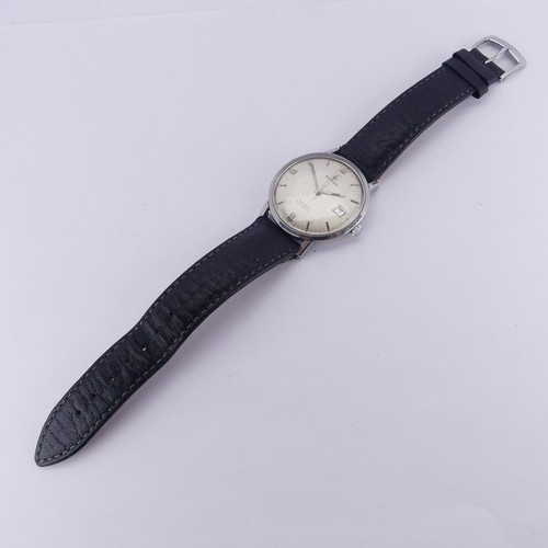 134 - A vintage Buren Automatic Slender Wristwatch,  the silvered dial with date aperture at 3o'clock, wit... 