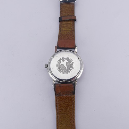 134 - A vintage Buren Automatic Slender Wristwatch,  the silvered dial with date aperture at 3o'clock, wit... 