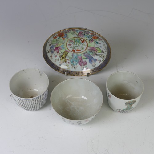 164 - A 19thC Chinese porcelain Plate, finely decorated with cobalt blue border, decorated to the well wit... 