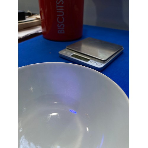 164 - A 19thC Chinese porcelain Plate, finely decorated with cobalt blue border, decorated to the well wit... 